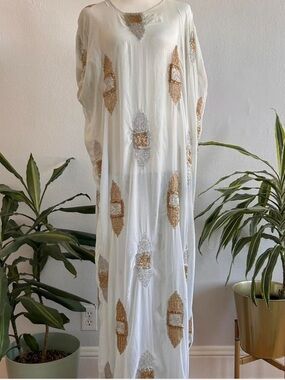 ✨ Vintage Hand-Beaded Ethereal Goddess Caftan ✨